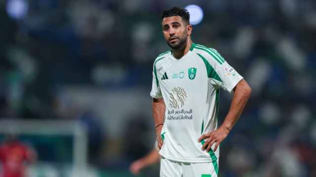 أول تعليق من رياض محرز حول عدم احتفاله باليوم الوطني السعودي