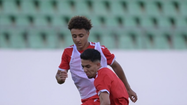 إلياس أخوماش يُواجه العنصرية في إسبانيا بسبب لامين يامال