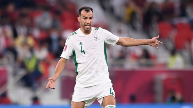 الجزائري بلعمري يرد على اتهامات إدارة نادي الشرطة العراقي