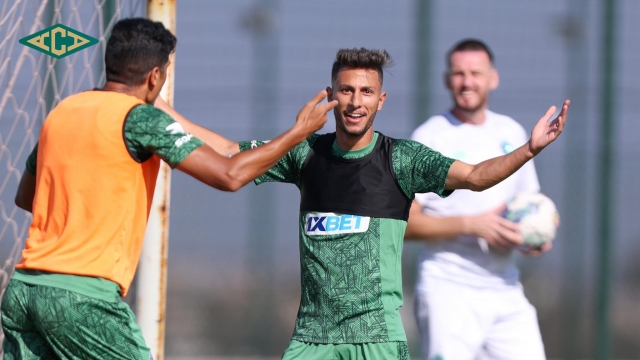 الرجاء يتفق مع صديق سواريز على استقطاب المواهب من أوروبا