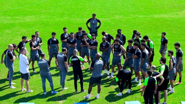 الزمالك يجمد صفقاته مؤقتًا ويعلن عن قميص خاص للسوبر الأفريقي