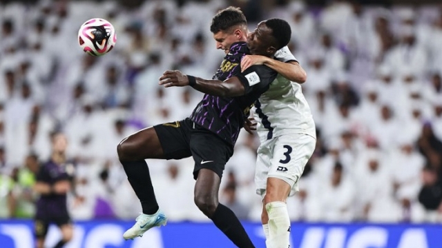 العين الإماراتي يسحق أوكلاند ويضرب موعدًا مع الأهلي المصري