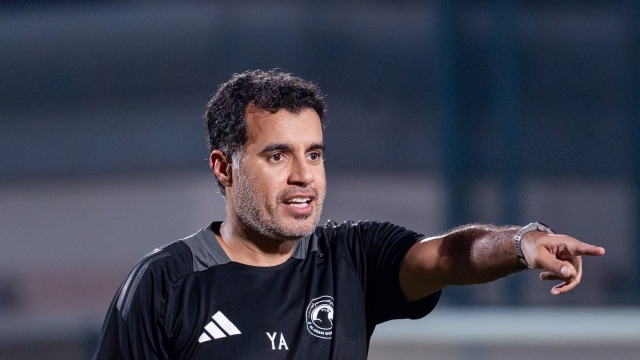 بديله تونسي.. العربي القطري يقرر الانفصال عن مدربه يونس علي