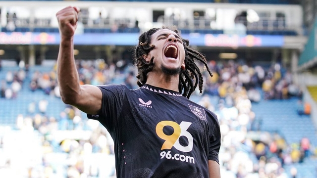 حنبعل المجبري ينتقم من جماهير ليدز خارج الملعب وداخله