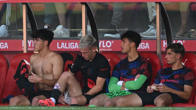 خبر صادم لبرشلونة.. تحديد مدة غياب أولمو بين 4 و5 أسابيع