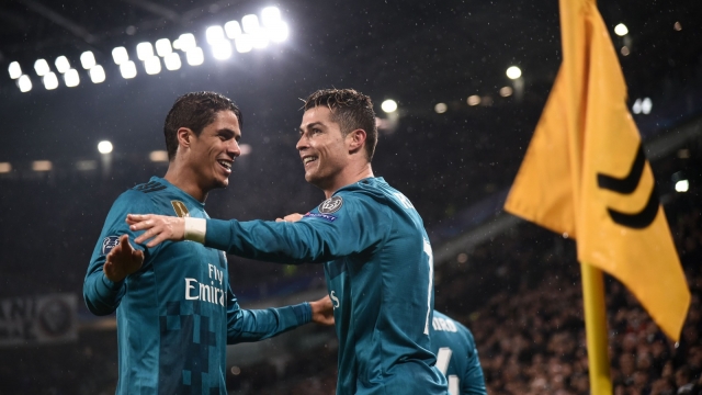 رونالدو يقود تشكيلة أكثر النجوم لعبًا بجانب رافاييل فاران