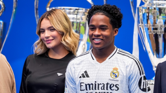 طقوس زوجة إندريك الغريبة.. أنتونيلا جديدة أم صديقة غرينوود؟