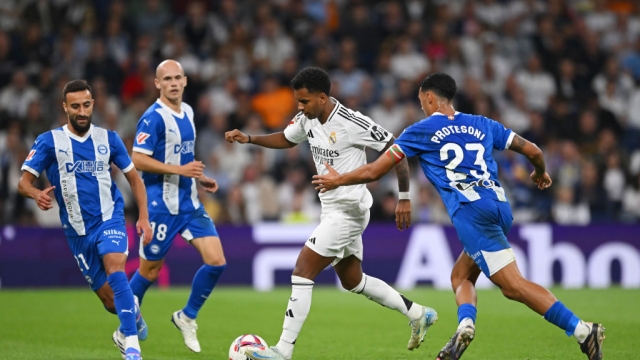 لاعب جزائري يخطف الأضواء في مواجهة ريال مدريد بالليغا