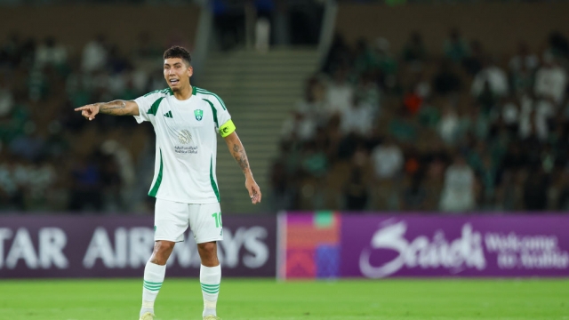 مباراة اعتزال فيرمينو وملاحظة سلبية لرياض محرز!