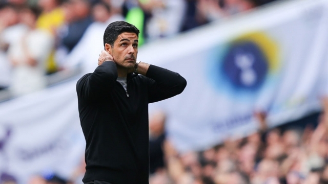 ميكيل أرتيتا يرعب جماهير أرسنال قبل موقعة السيتي