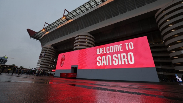 نهائي دوري أبطال أوروبا 2027 لن يقام في سان سيرو