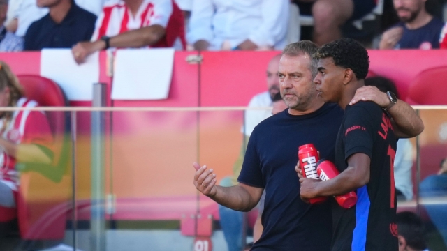 هانز فليك يوضح أسرار فوز برشلونة الكاسح على جيرونا برباعية