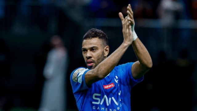 "هل أصبحت الأفضل الآن؟".. رسالة قوية من لاعب الهلال لمنتقديه