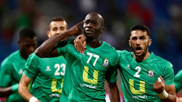 هل يترك جمهور الوحدات فريقه وحيدًا في أرض المعركة الآسيوية؟