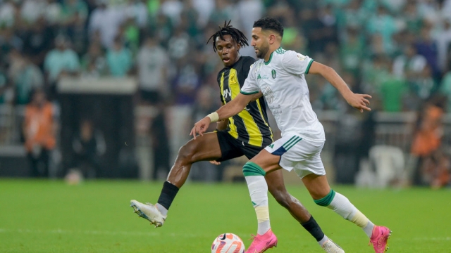 التشكيل الأساسي لمباراة الاتحاد والأهلي بدوري روشن