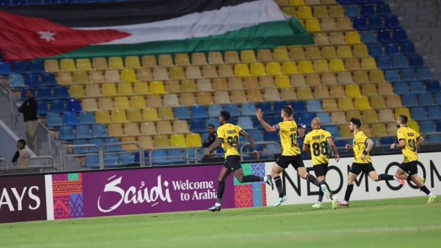 الحسين إربد وناساف.. الأرض تلعب مع أصحابها آسيويًا!