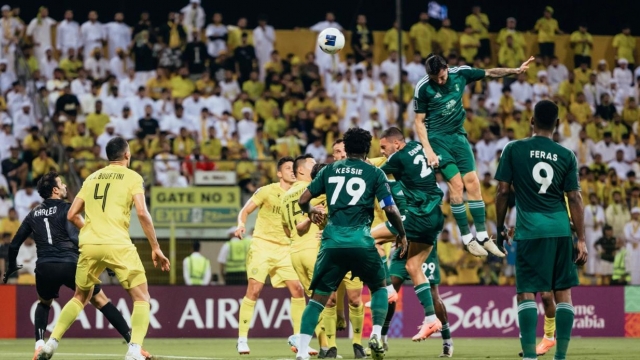 القنوات الناقلة لمباراة الأهلي السعودي والريان اليوم في دوري أبطال آسيا 2024-25
