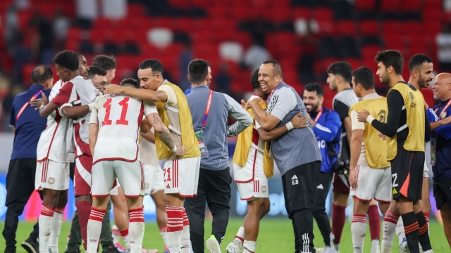 القنوات الناقلة لمباراة الإمارات وأوزبكستان اليوم في تصفيات كأس العالم 2026