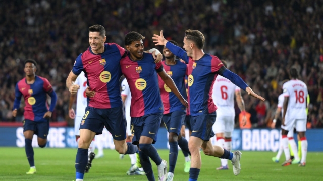 القنوات الناقلة لمباراة برشلونة وبايرن ميونخ اليوم في دوري أبطال أوروبا 2025