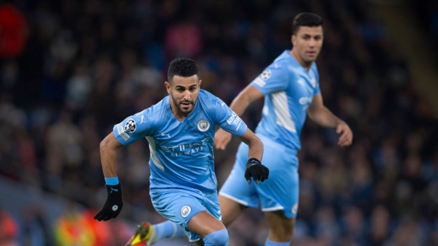 الكرة الذهبية.. محرز يكتفي بالتصفيق ورسالة تضامنية من بونجاح