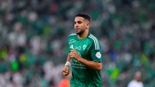 بعد قذيفته الأخيرة.. كم هدفًا سجل رياض محرز من خارج المنطقة؟