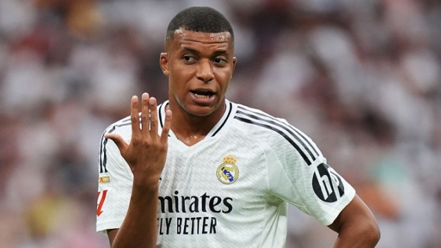 تطور جديد في قضية كيليان مبابي واللاعب يلتزم الصمت