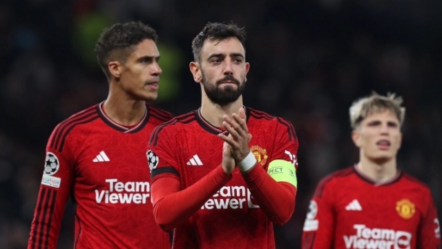 ثلاثي مانشستر يونايتد يودع تين هاغ: لن ننسى أشيائك الجميلة!