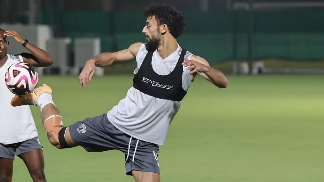 خاص.. حقيقة طلب نادي قطر شراء عقد أحمد عبد القادر من الأهلي