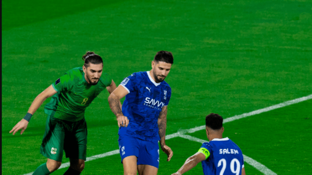 خطأ تحكيمي فادح في مباراة الهلال والشرطة