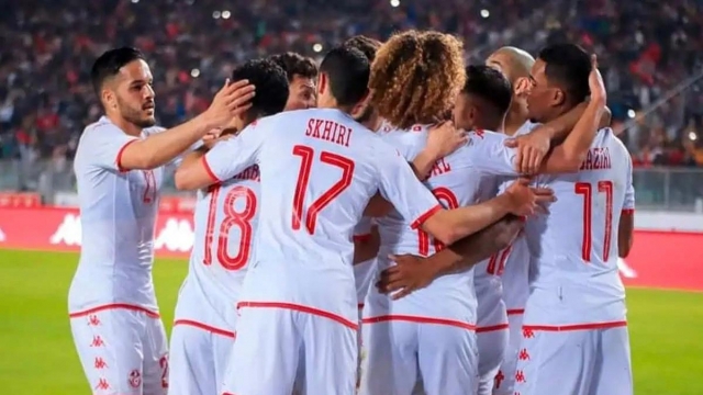 رشحه اللاعبون.. مدرب مونديالي يعود للواجهة في منتخب تونس