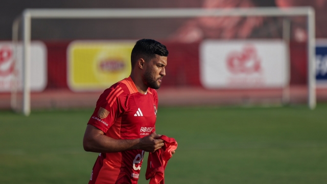 سوتشي الروسي يحسم مصير عطية الله.. هل يرحل عن الأهلي؟