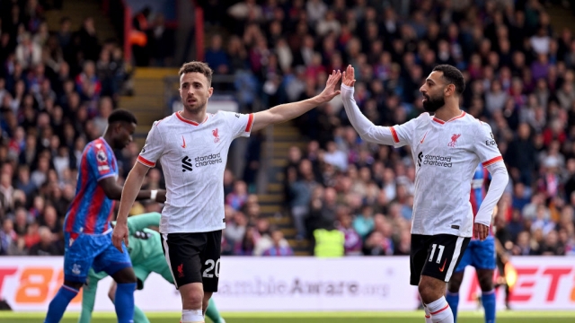 ليفربول يعزز صدارته للبريميرليغ بفوز صعب ضد كريستال بالاس