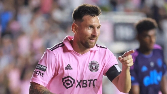 ليونيل ميسي يعلق على رباعية برشلونة ضد ريال مدريد بالكلاسيكو