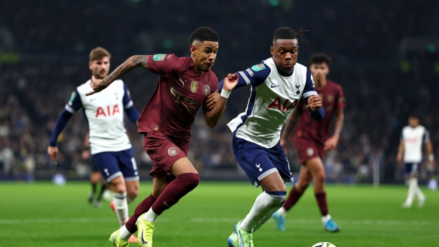 مانشستر سيتي يسقط أمام توتنهام ويغادر كأس الرابطة الإنجليزية