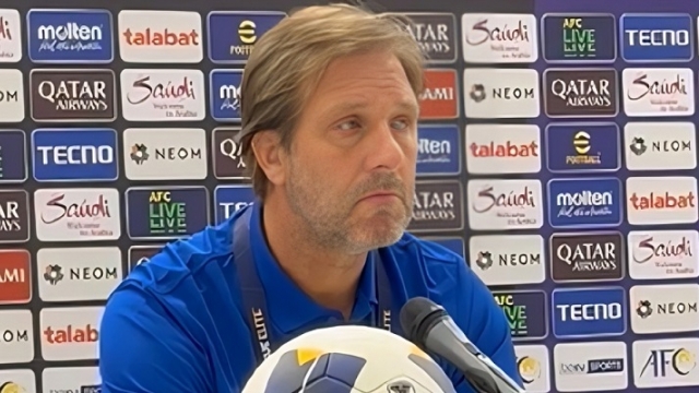 مدرب الغرافة يتهم التحكيم بالخسارة أمام الوصل بأبطال آسيا