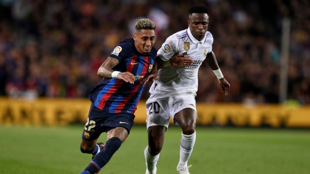 معركة برازيلية مرتقبة بين فينيسيوس ورافينيا في الكلاسيكو