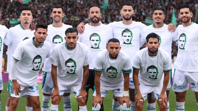 من يكون مدرب الرجاء الجديد وما إنجازاته؟