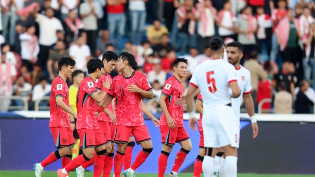 منتخب الأردن يطوي صفحة كوريا ويتلقى صفعة جديدة
