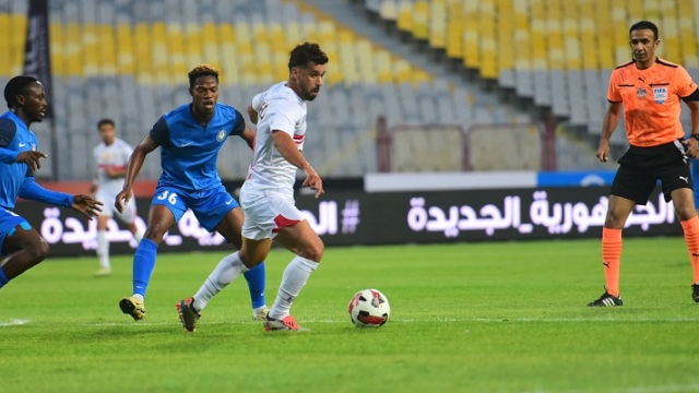 أزمة التحكيم في الدوري المصري تُلقي بظلالها على بداية الموسم