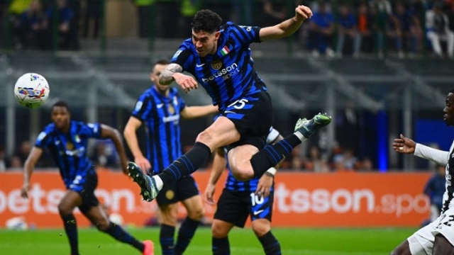 القنوات الناقلة لمباراة إنتر ضد نابولي اليوم في الدوري الإيطالي 2025