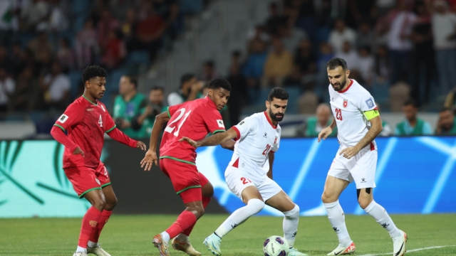 القنوات الناقلة لمباراة عمان وفلسطين اليوم في تصفيات آسيا لكأس العالم 2026