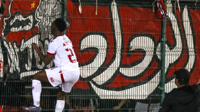 الوداد يستهدف التعاقد مع مهاجم الأهلي المصري 