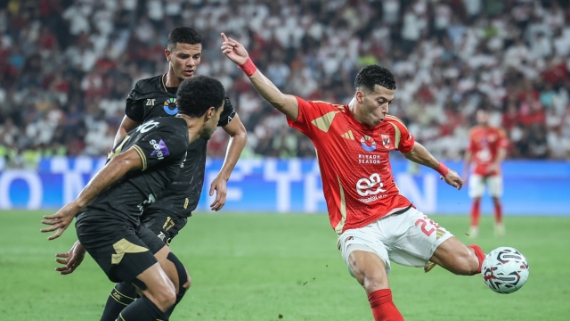 بث مباشر مباراة الأهلي وسيراميكا كليوباترا في الدوري المصري 2025