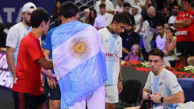 تتويج الأرجنتين بلقب بطولة العالم للبادل قطر 2024
