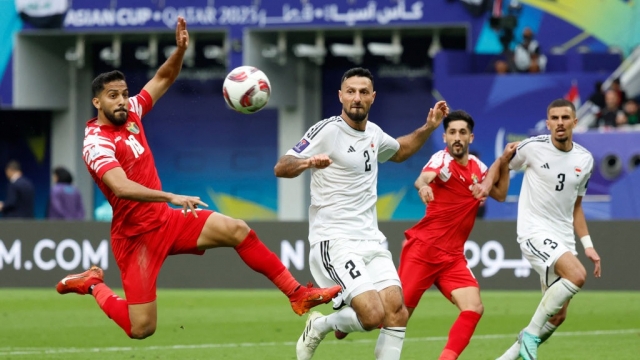 تحليل| من سيتفوق أسلوب العراق الخاطف أم تنوع الأردن الهجومي؟