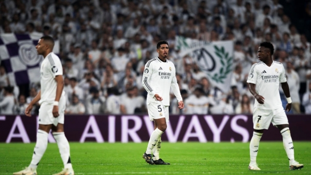 ريال مدريد يدفع ثمن أخطاء بيريز والحل ليس بإقالة أنشيلوتي