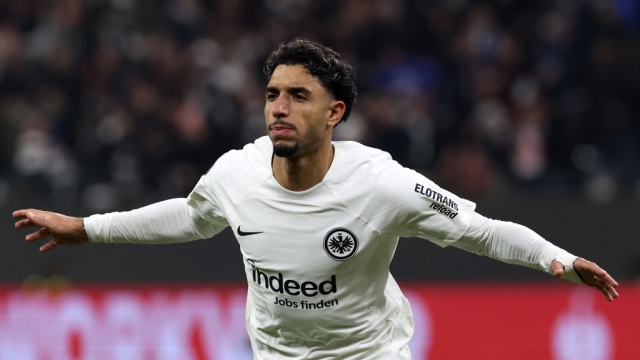 عمر مرموش ملك الركلات الحرة في أوروبا هذا الموسم