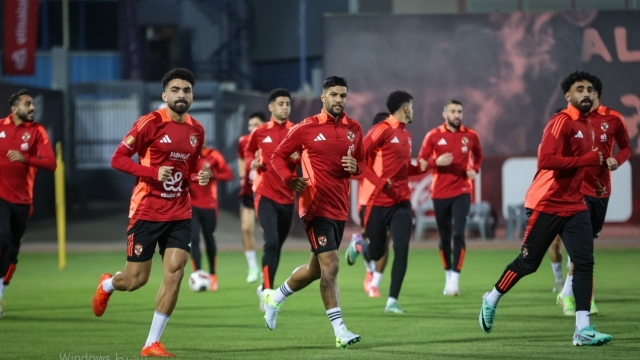 قائمة الأهلي المستدعاة لمواجهة سيراميكا في الدوري المصري