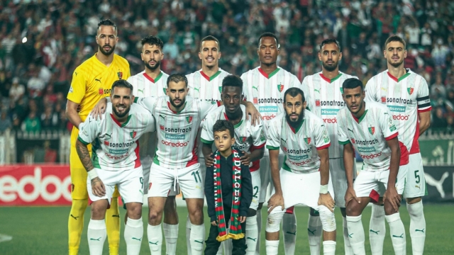 كاف يحدد ملعب مباراة مولودية الجزائر ضد مازيمبي