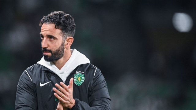 مانشستر يونايتد يعلن تعيين روبن أموريم مدرباً للفريق